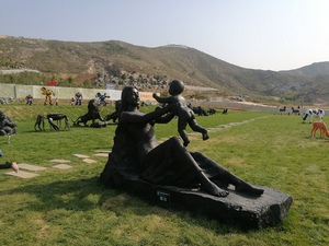 公园铸铜人物雕塑